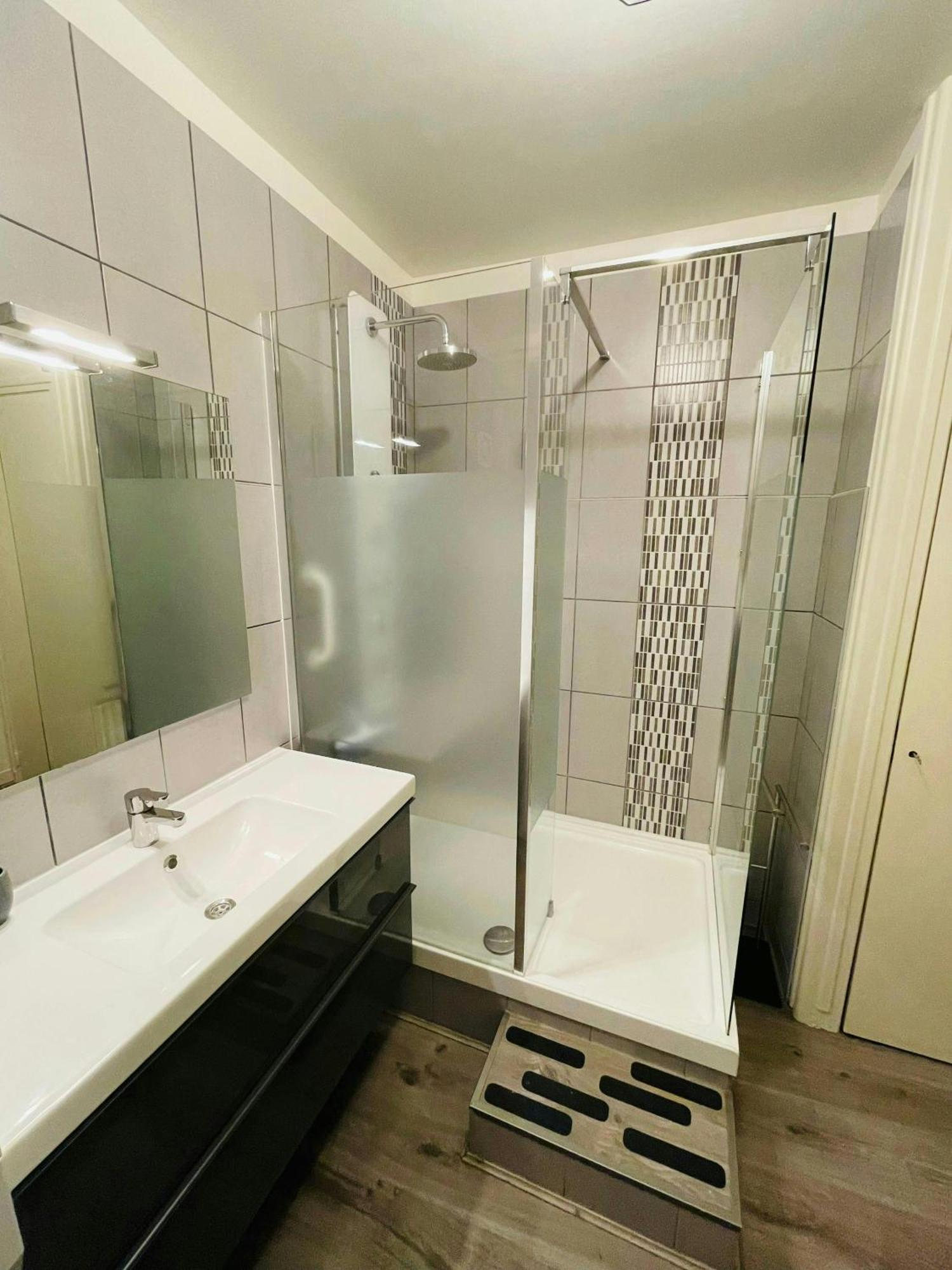 Lappart Den Face Hyper-Centreprestigieux Reims Extérieur photo